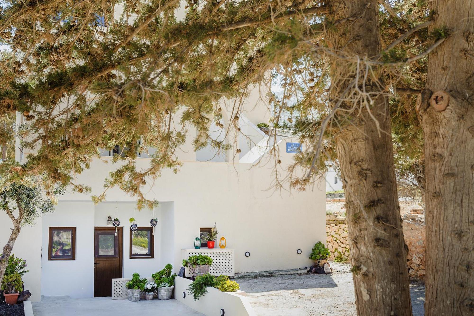 Marilias Apartment Kamári Exterior foto